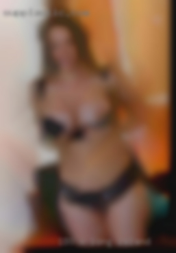 1.80 x 70kg long in Long Island hair and fit body.