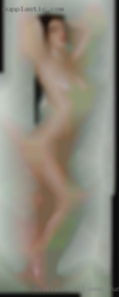 Available to fuck in Berlin all week until November 28.