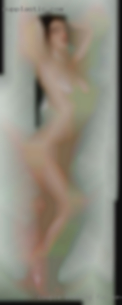 Couple seeking for sex only fun clean sexy female.