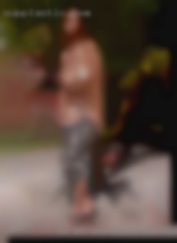 I'm an attractive guy sex Alvarado, Texas in decent shape.